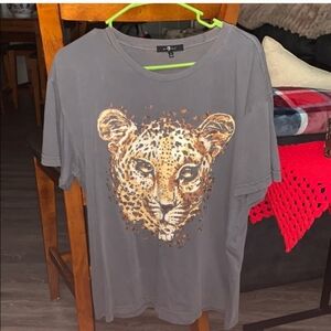 Womens sz large graphic T-shirt.